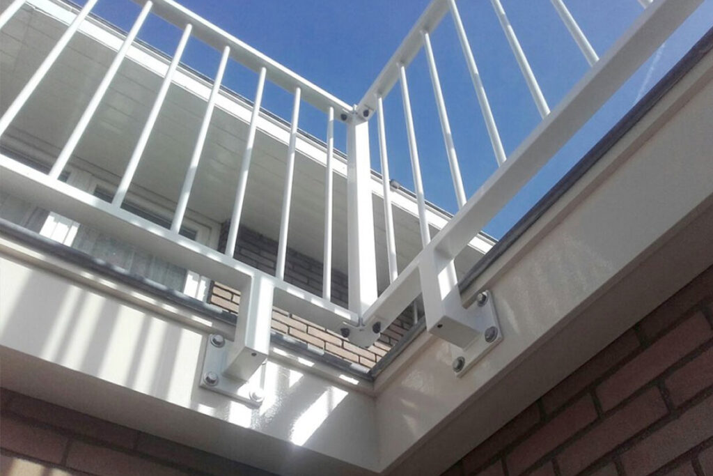 Stahlgeländer für den Balkon
